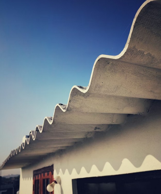 Retirada de placas de fibrocemento en tejado